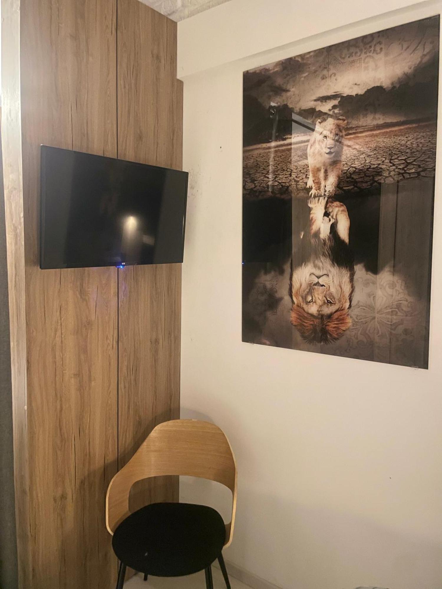 Lux Dabich 2 Appartement Novi Sad Buitenkant foto